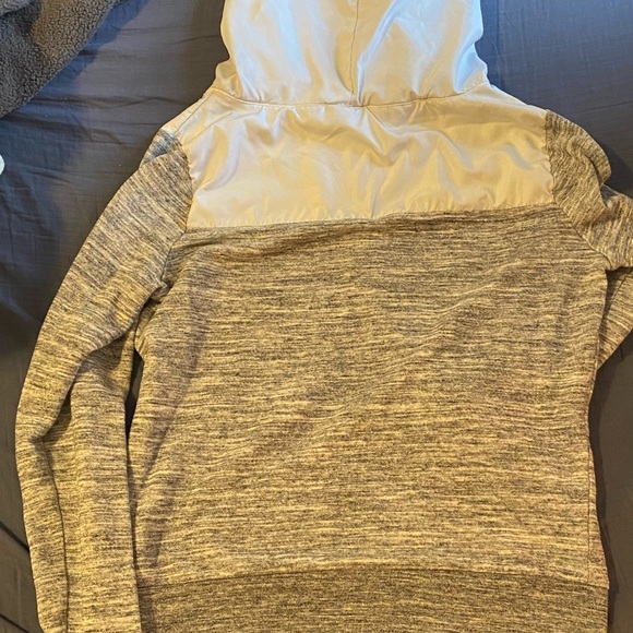 PINK Hoodie - Picture 3 of 3